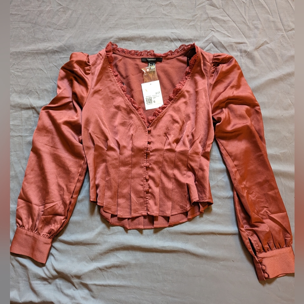 Button up top NWT